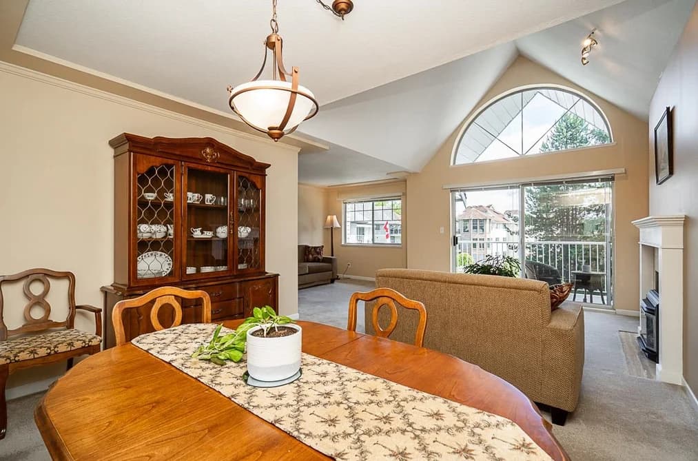 302 11601 227 STREET, Maple Ridge, BC — Residential for Sale - Photo 2