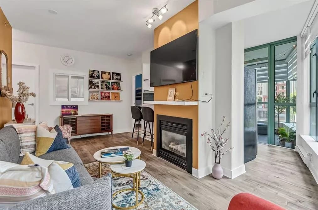 302 1238 BURRARD STREET, Vancouver, BC — Residential for Sale - Main Photo