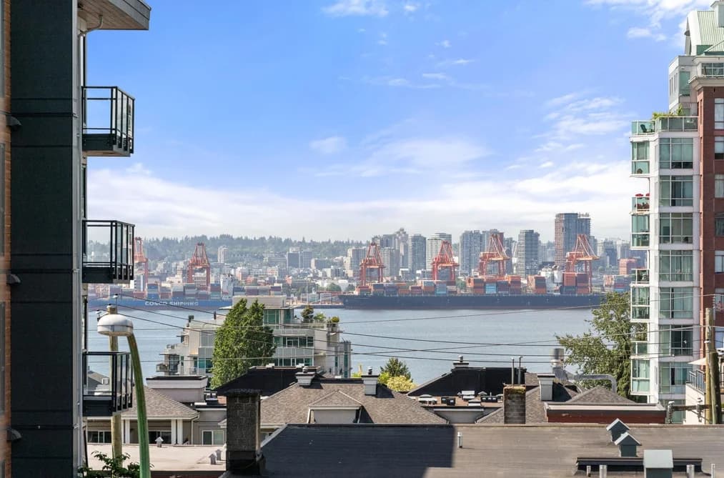 302 140 E 4TH STREET, North Vancouver, BC — Residential for Sale - Main Photo