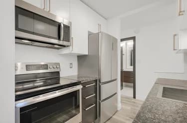 Condo for sale at 302 170 E 3rd Street North Vancouver British Columbia - MLS: R3149692