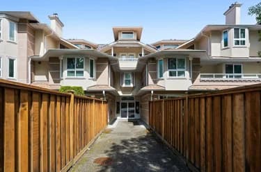 Condo for sale at 302 19721 64 Avenue Langley British Columbia - MLS: R3163075