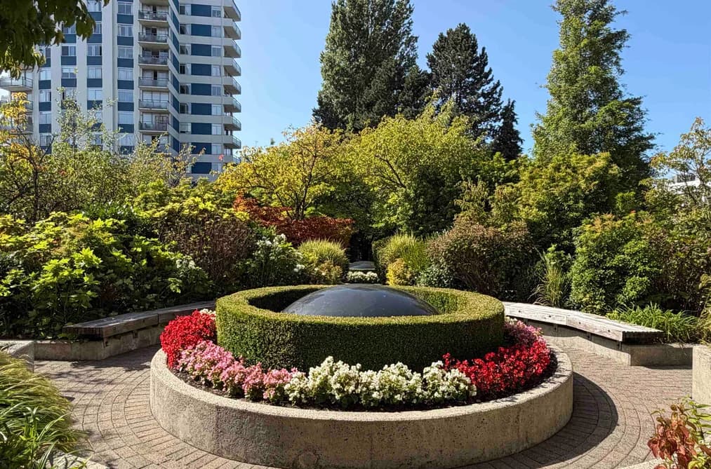 302 2189 W 42ND AVENUE, Vancouver, BC — Residential for Sale - Photo 2
