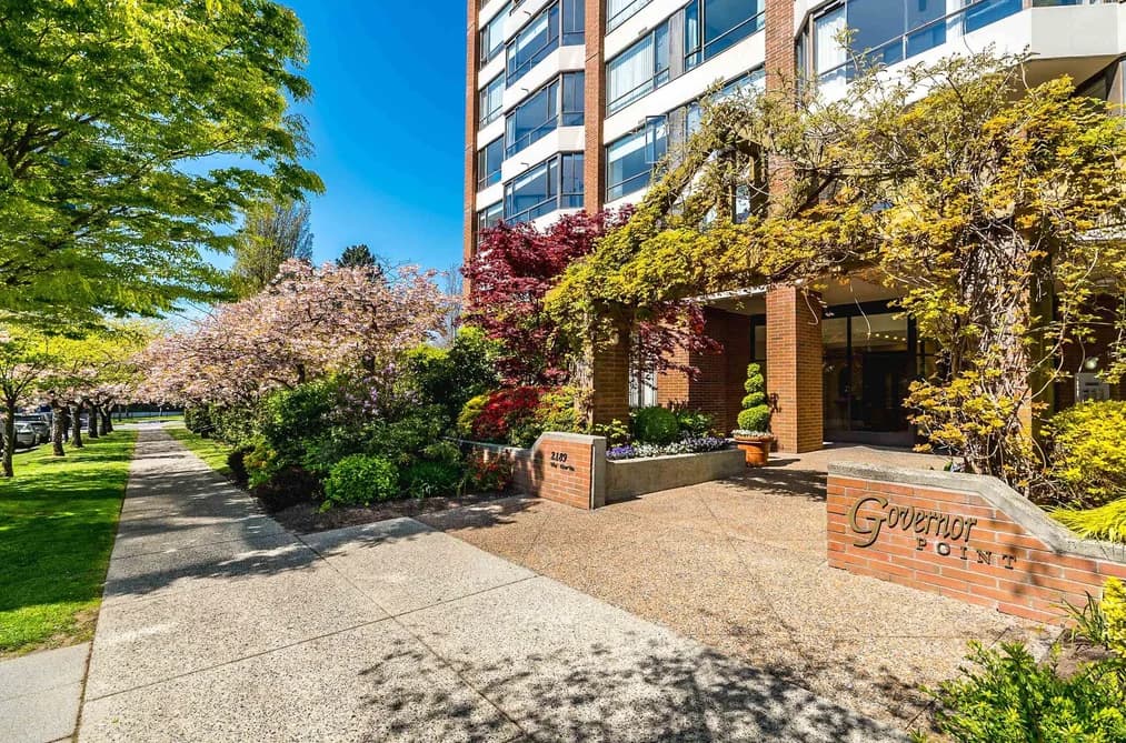 302 2189 W 42ND AVENUE, Vancouver, BC — Residential for Sale - Photo 2