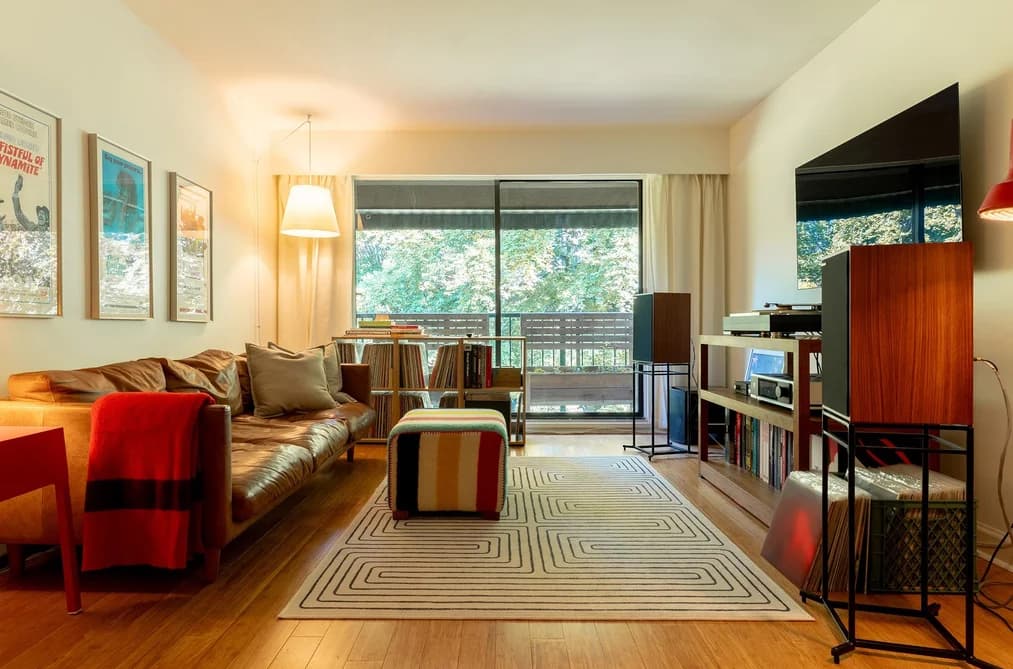 302 2222 CAMBRIDGE STREET, Vancouver, BC — Residential for Sale - Main Photo