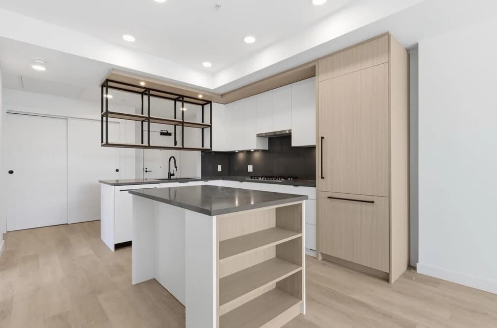 302 2268 E BROADWAY, Vancouver, BC — Residential for Sale - Main Photo