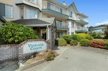 Condo for sale at 302 2567 Victoria Street Abbotsford British Columbia - MLS: R3124989