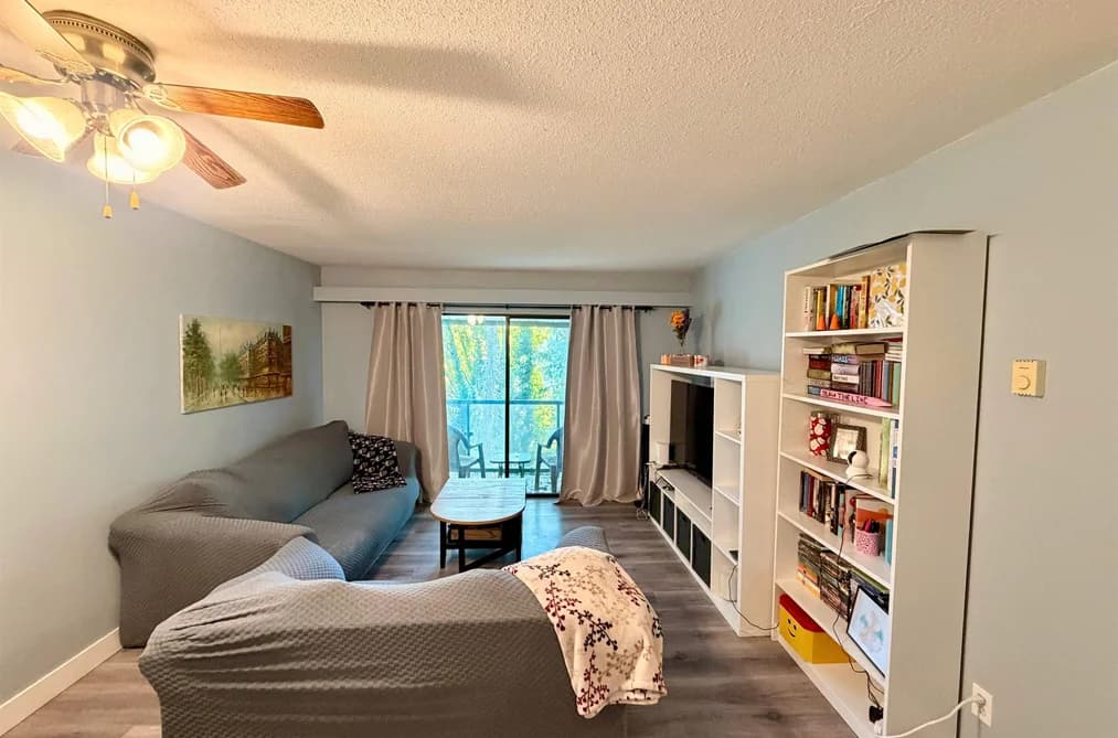 302 33598 GEORGE FERGUSON WAY, Abbotsford, BC — Residential for Sale - Photo 2