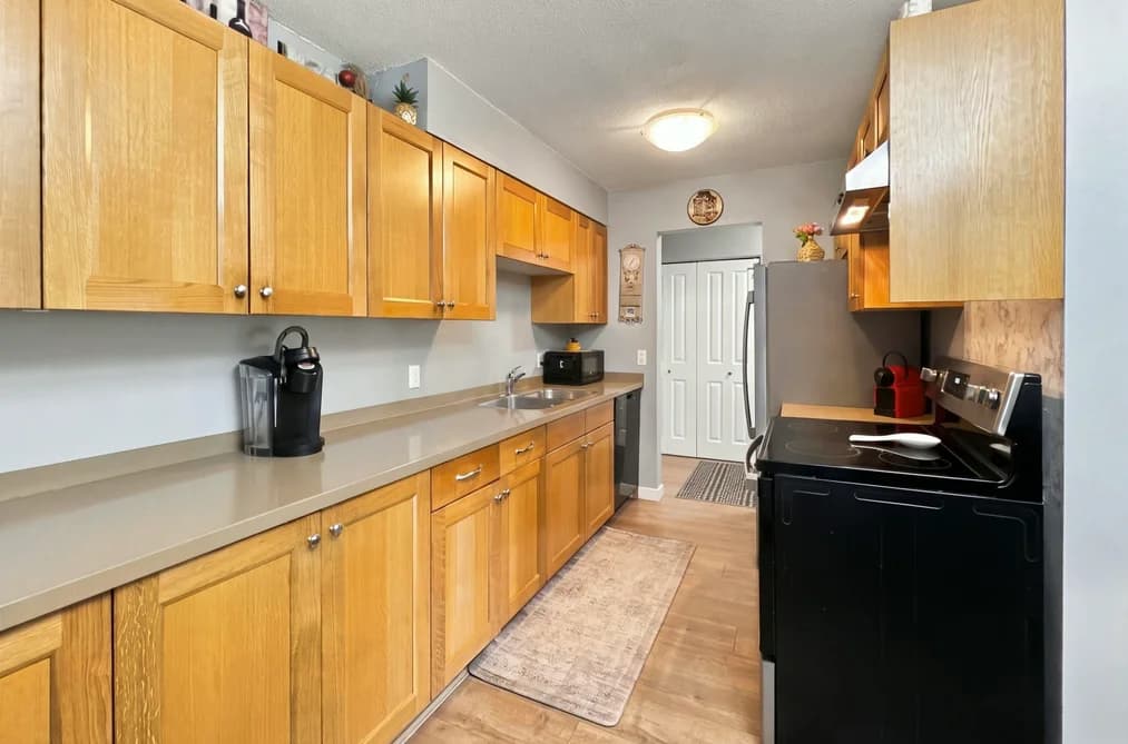 302 371 ELLESMERE AVENUE, Burnaby, BC — Residential for Sale - Main Photo