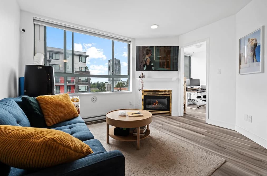 302 5818 LINCOLN STREET, Vancouver, BC — Residential for Sale - Main Photo