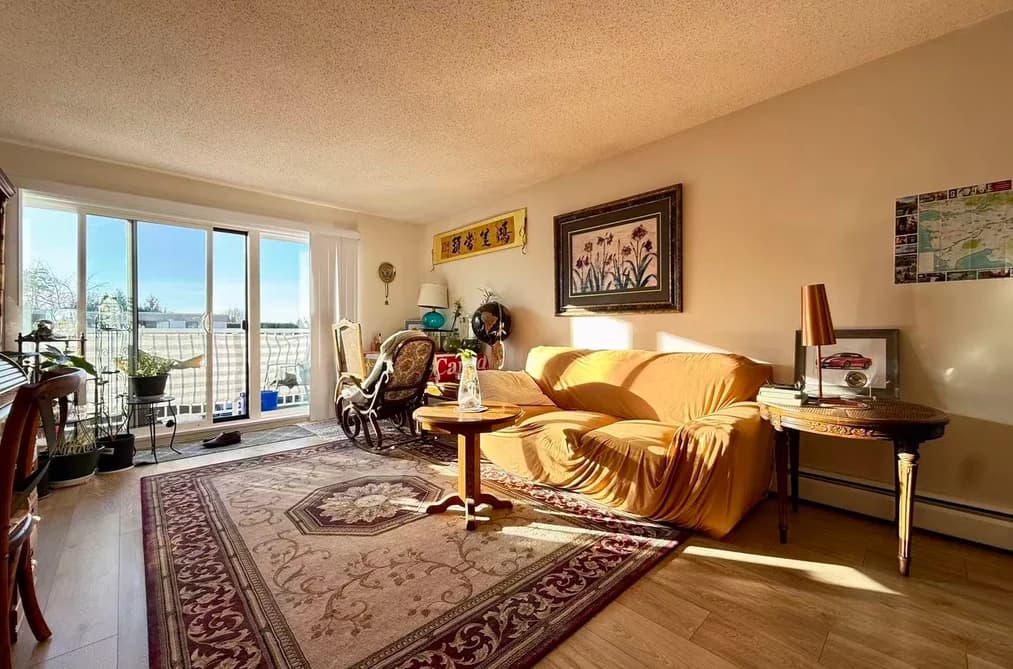 302 7260 LINDSAY ROAD, Richmond, BC — Residential for Sale - Photo 2