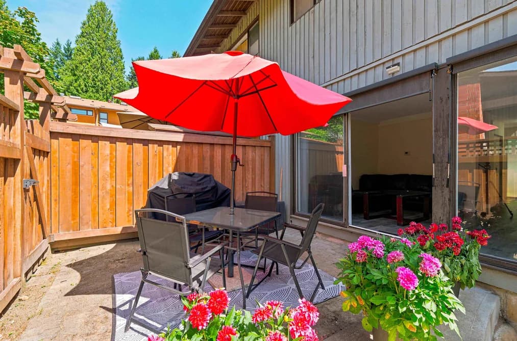 3023 CENTAURUS DRIVE, Burnaby, BC — Residential for Sale - Photo 2