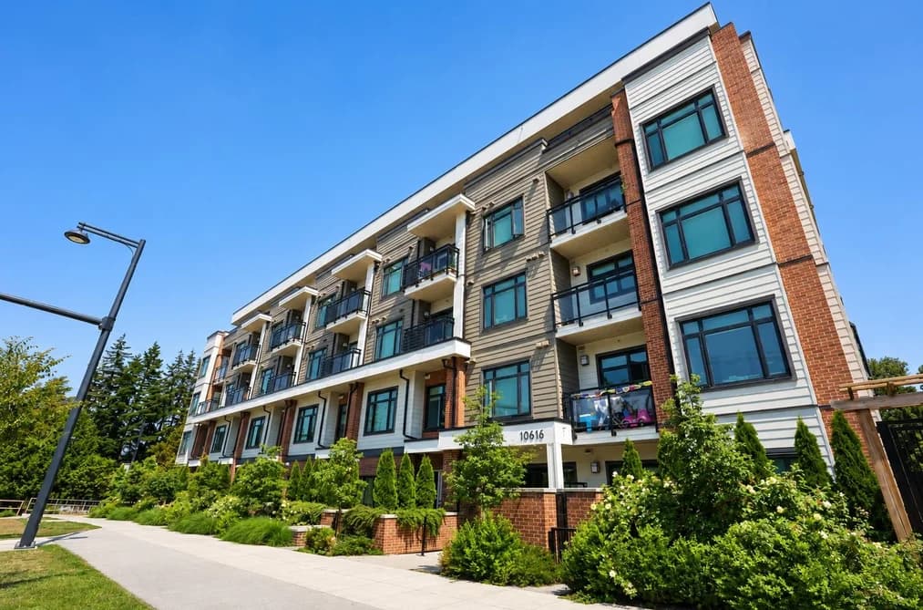 303 10616 132 STREET, Surrey, BC — Residential for Sale - Photo 2