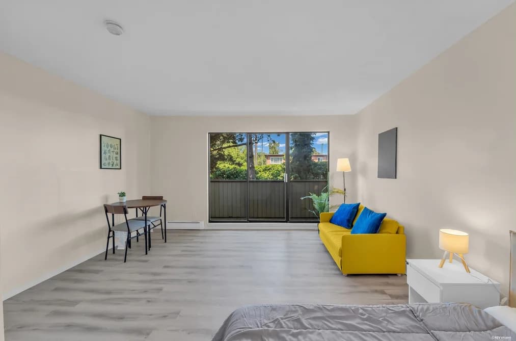 303 1296 W 70TH AVENUE, Vancouver, BC — Residential for Sale - Photo 2