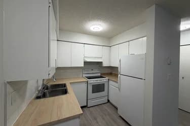 Condo for sale at 303 1948 Coquitlam Avenue Port Coquitlam British Columbia - MLS: R3103178