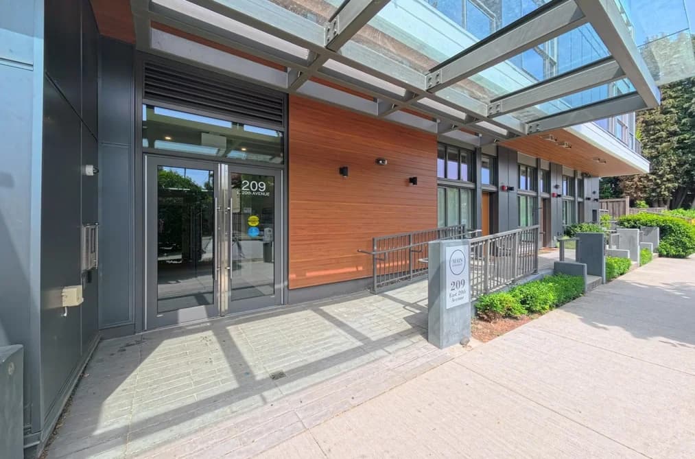 303 209 E 20TH AVENUE, Vancouver, BC — Residential for Sale - Main Photo