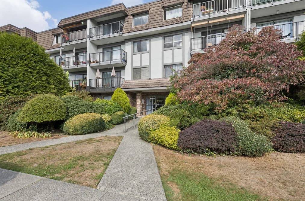 303 236 W 2ND STREET, North Vancouver, BC — Residential for Sale - Main Photo