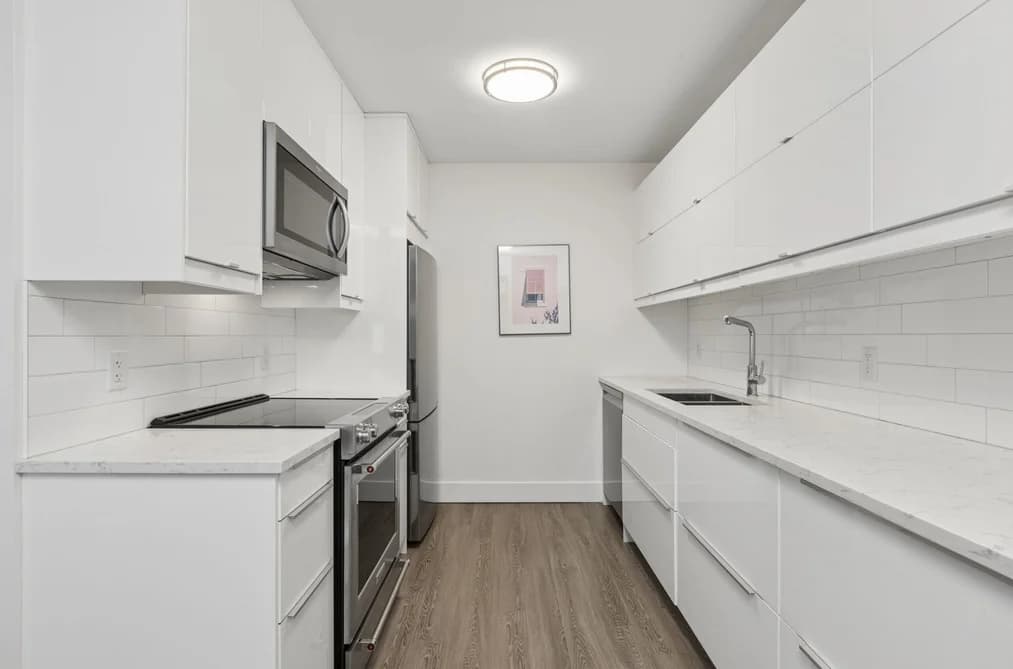 303 236 W 2ND STREET, North Vancouver, BC — Residential for Sale - Photo 2