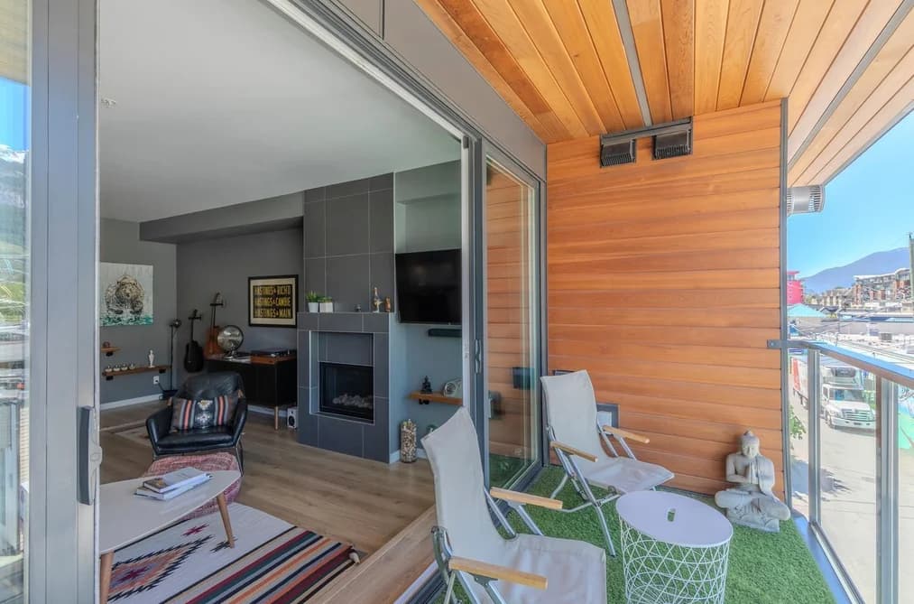 303 38165 CLEVELAND AVENUE, Squamish, BC — Residential for Sale - Main Photo