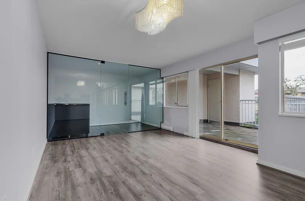 303 458 E 44TH AVENUE, Vancouver, BC — Residential for Sale - Photo 2