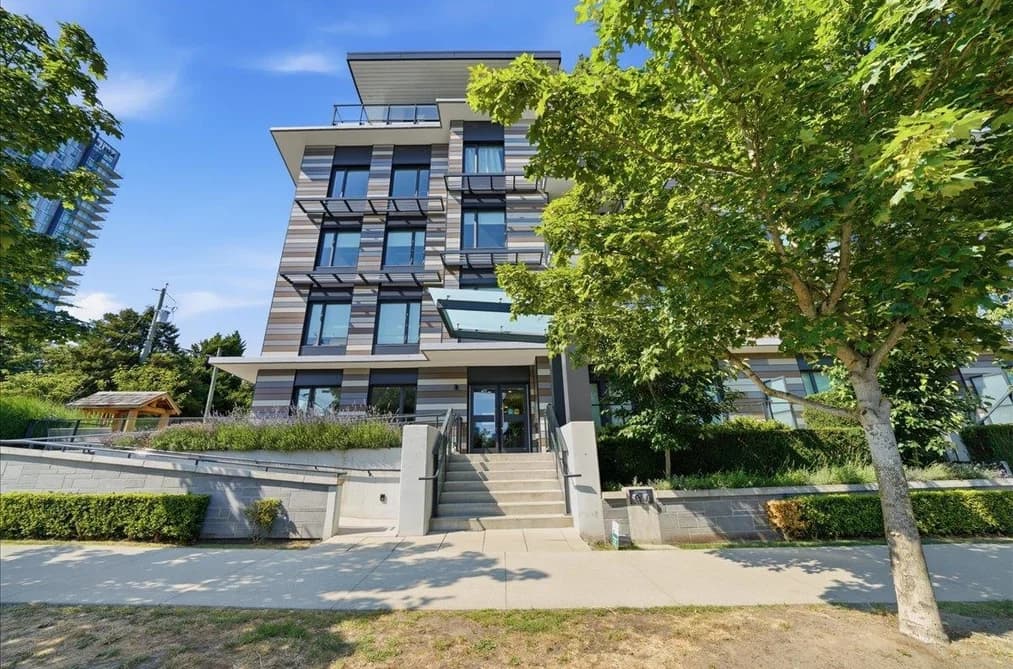 303 477 W 59TH AVENUE, Vancouver, BC — Residential for Sale - Photo 2