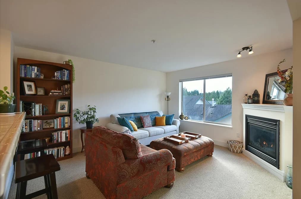 303 5711 EBBTIDE STREET, Sechelt, BC — Residential for Sale - Photo 2