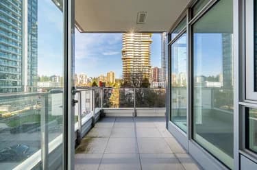 Condo for sale at 303 6398 Silver Avenue Burnaby British Columbia - MLS: R3118359