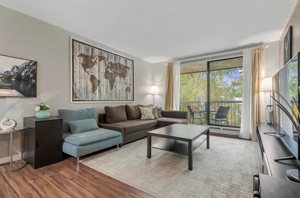 303 - 8400 Lansdowne Road, Richmond, BC - MLS: R3179307 - Photo 2 303 - 8400 Lansdowne Road, Richmond, BC - MLS: R3179307 - Photo 2