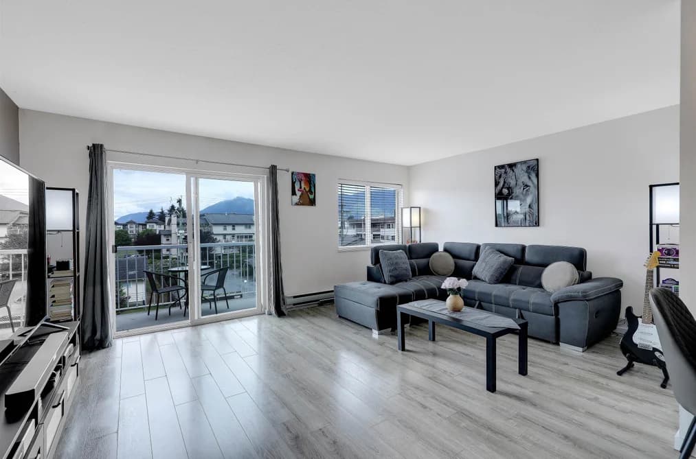 303 8934 MARY STREET, Chilliwack, BC — Residential for Sale - Main Photo