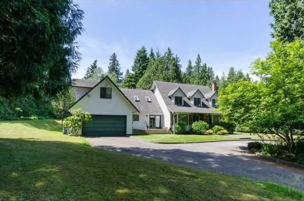 3035 BALSAM CRESCENT, Surrey, BC — Residential for Sale - Photo 2
