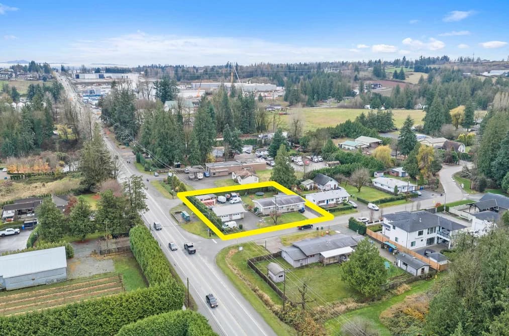 30388 SUNSET CRESCENT, Abbotsford, BC — Residential for Sale - Photo 2