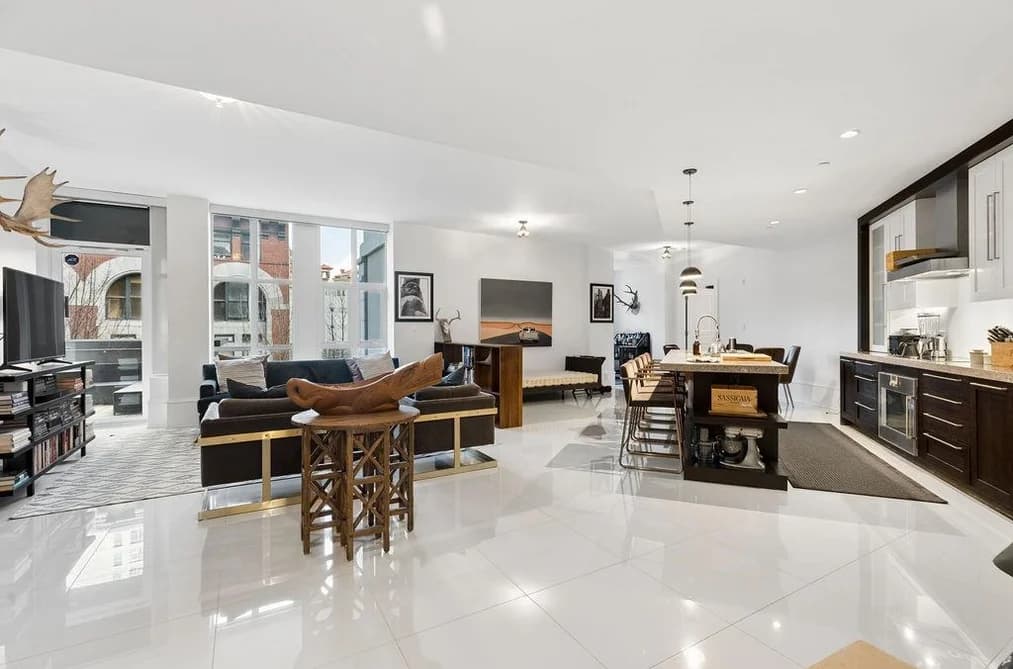 304 1102 HORNBY STREET, Vancouver, BC — Residential for Sale - Photo 2