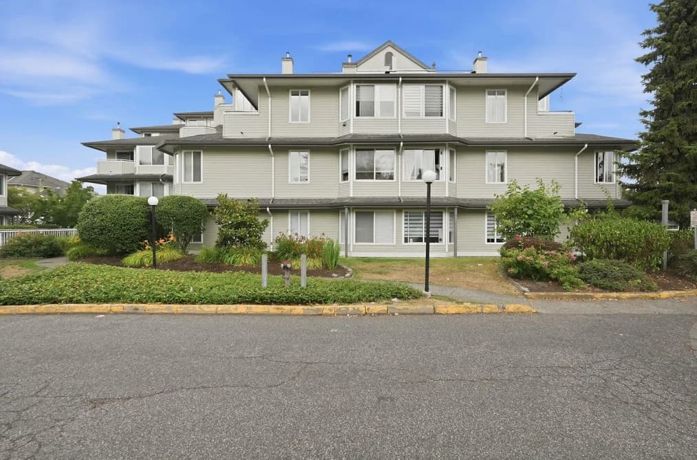304 12130 80 AVENUE, Surrey, BC — Residential for Sale - Photo 2