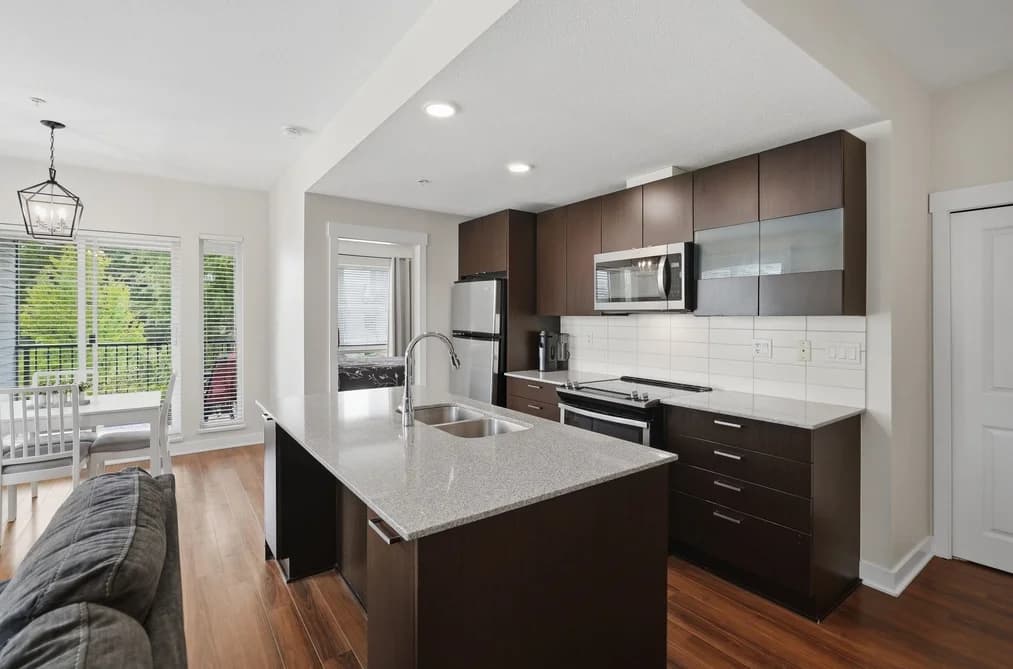 304 13339 102A AVENUE, Surrey, BC — Residential for Sale - Photo 2