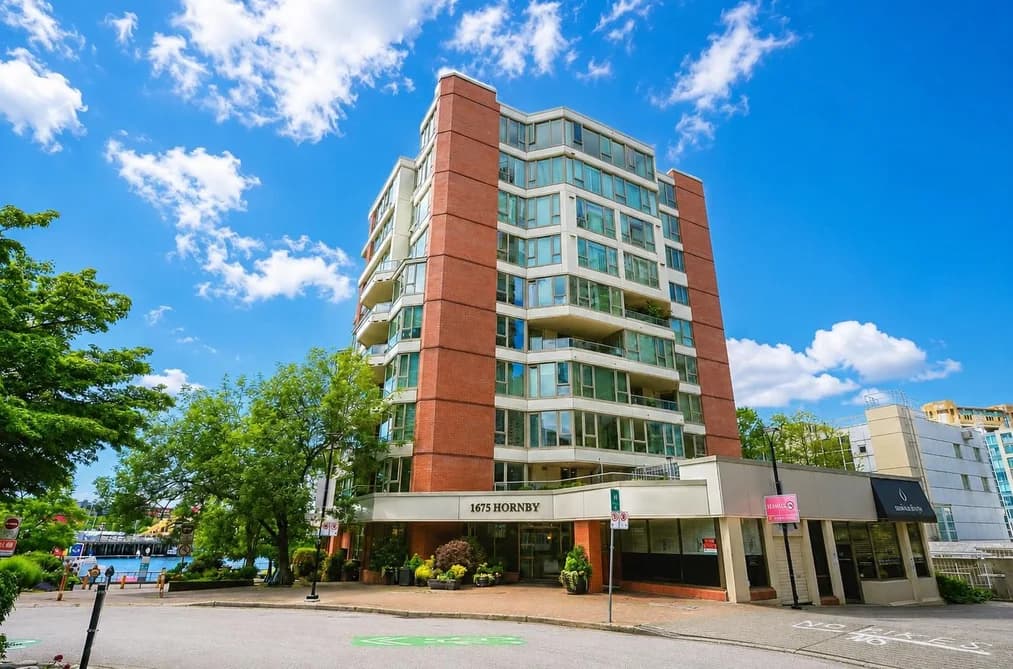 304 1675 HORNBY STREET, Vancouver BC V6Z 2M3 - Photo 1