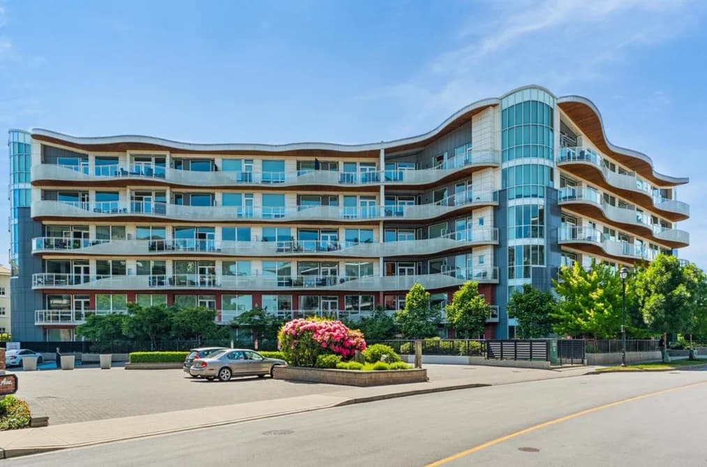 304 20416 PARK AVENUE, Langley, BC — Residential for Sale - Photo 2