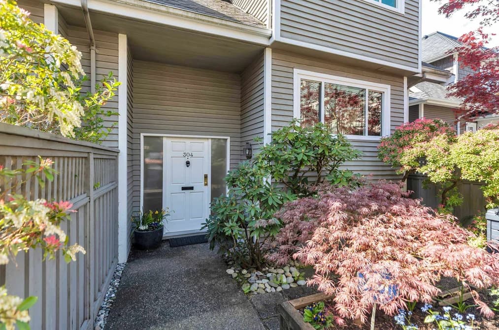 304 223 E KEITH ROAD, North Vancouver, BC — Residential for Sale - Main Photo