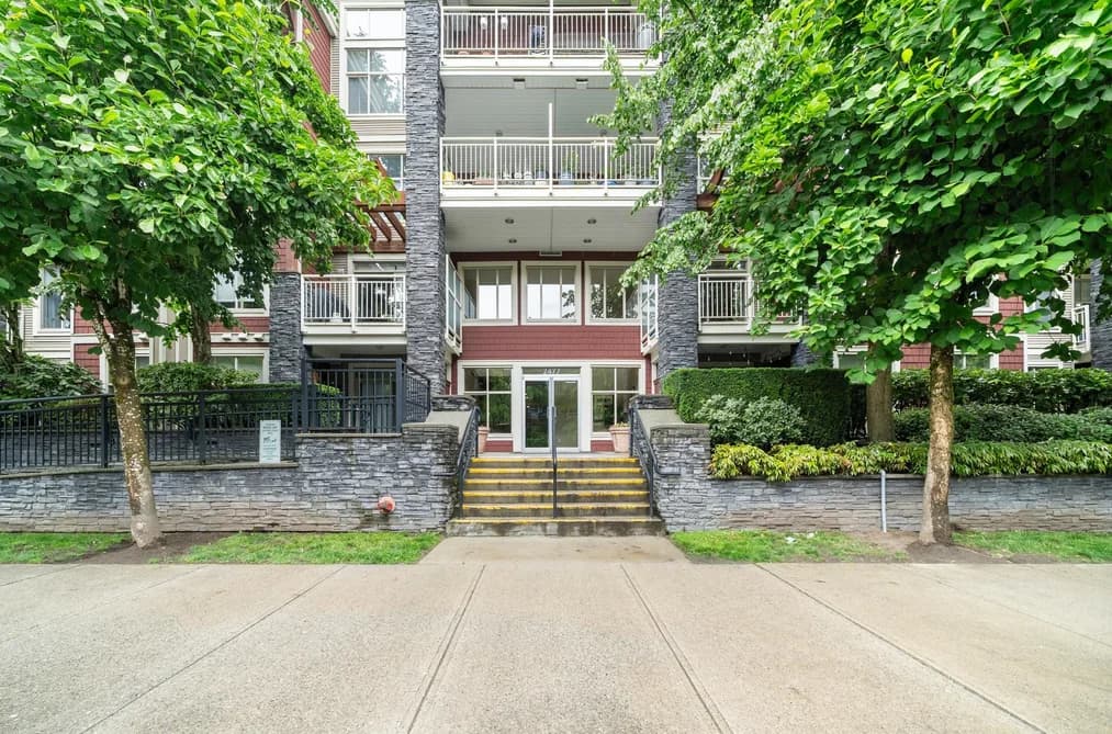 304 2477 KELLY AVENUE, Port Coquitlam, BC — Residential for Sale - Photo 2