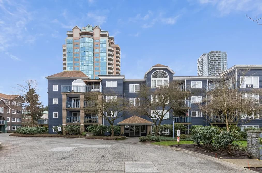 304 3065 PRIMROSE LANE, Coquitlam, BC — Residential for Sale - Main Photo