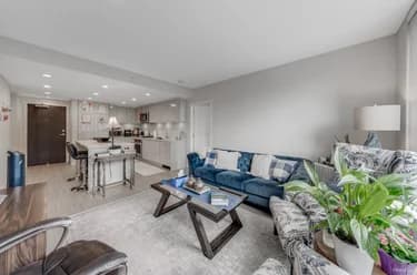 Condo for sale at 304 3100 Windsor Gate Coquitlam British Columbia - MLS: R3152787