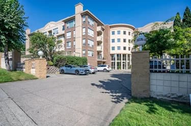 Condo for sale at 304 33731 Marshall Road Abbotsford British Columbia - MLS: R3158687