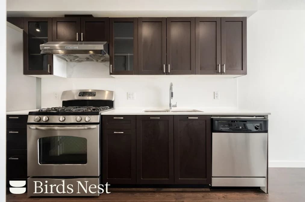 304 4818 ELDORADO MEWS, Vancouver BC V5R 0B3 - Photo 1