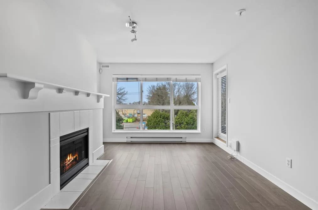 304 5500 LYNAS LANE, Richmond, BC — Residential for Sale - Photo 2