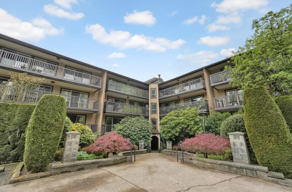 304 9847 MANCHESTER DRIVE, Burnaby, BC — Residential for Sale - Photo 2