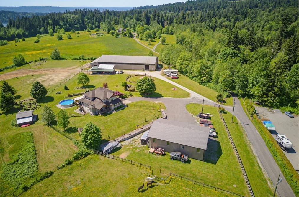 30420 DEWDNEY TRUNK ROAD, Mission, BC — Residential for Sale - Main Photo