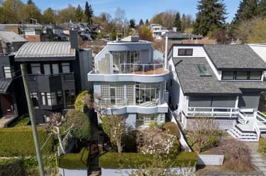 House for sale at 3043 Alma Street Vancouver British Columbia - MLS: R3131670