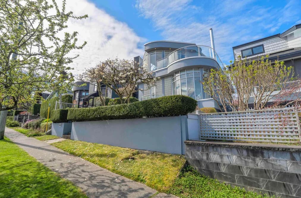 3043 ALMA STREET, Vancouver, BC — Residential for Sale - Photo 2