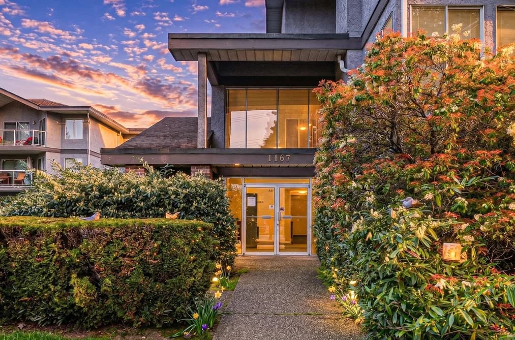 305 1167 PIPELINE ROAD, Coquitlam, BC — Residential for Sale - Photo 2