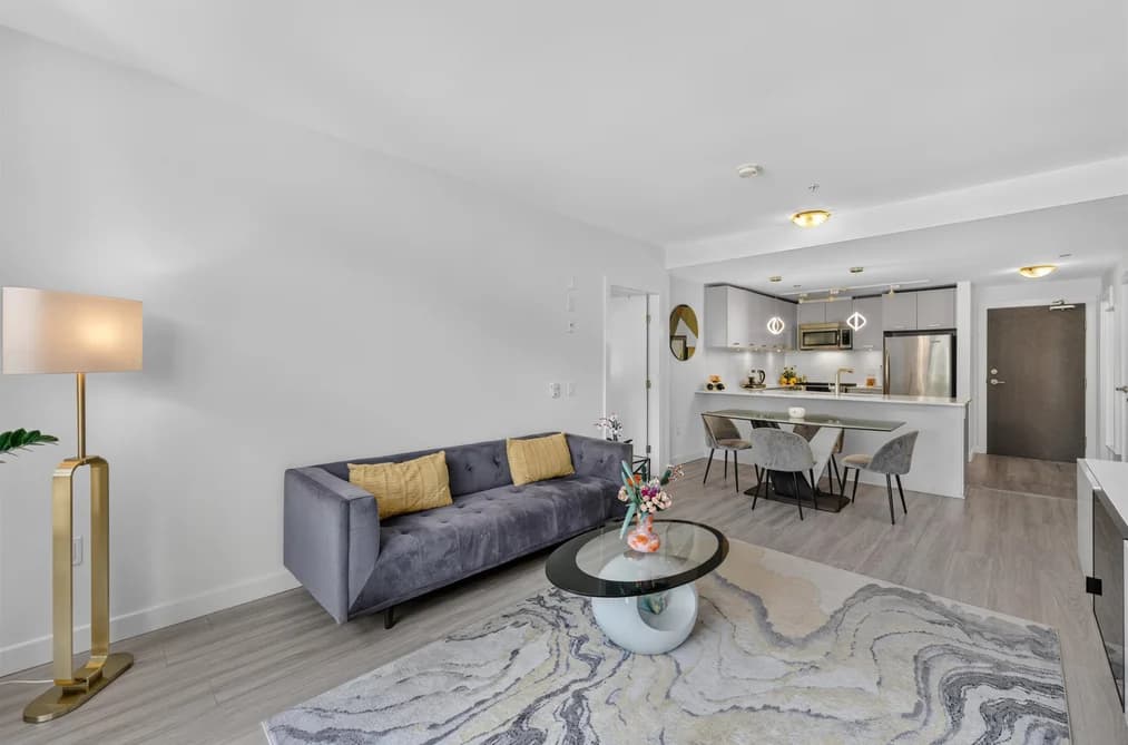 305 1177 MARINE DRIVE, North Vancouver, BC — Residential for Sale - Photo 2