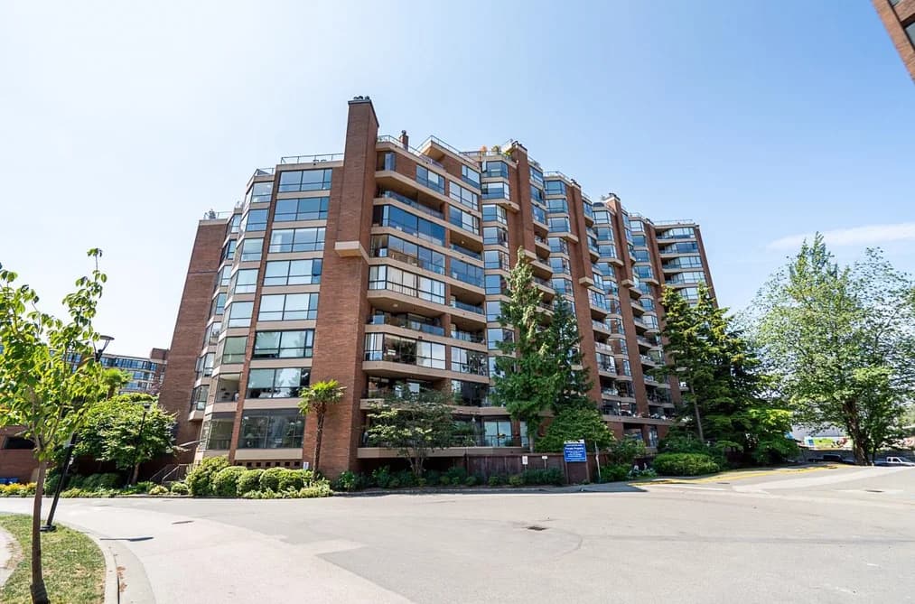 305 1450 PENNYFARTHING DRIVE, Vancouver, BC — Residential for Sale - Main Photo