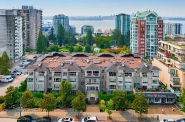 Condo for sale at 305 155 E 3rd Street North Vancouver British Columbia - MLS: R3143395